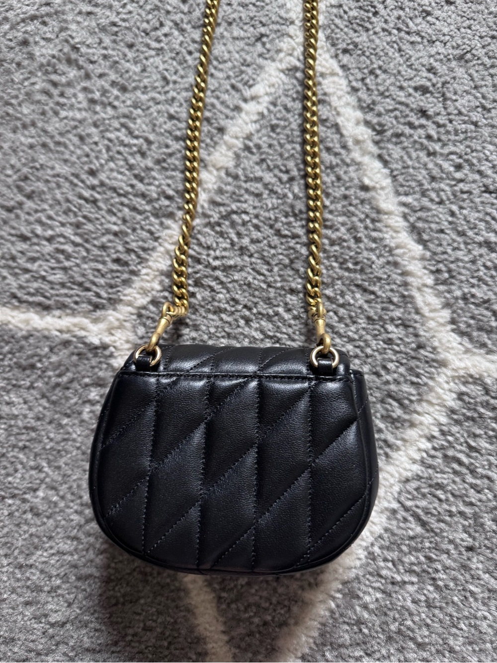 Coach Turnlock Black Quilted Leather Card Case with Chain Strap - Picture 3 of 16